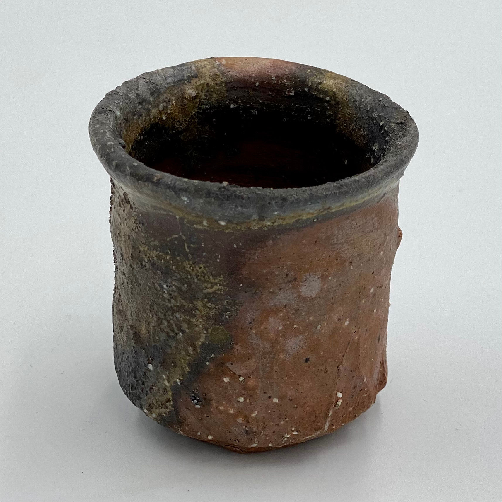 末廣学　備前窯変ぐいのみ　S-011