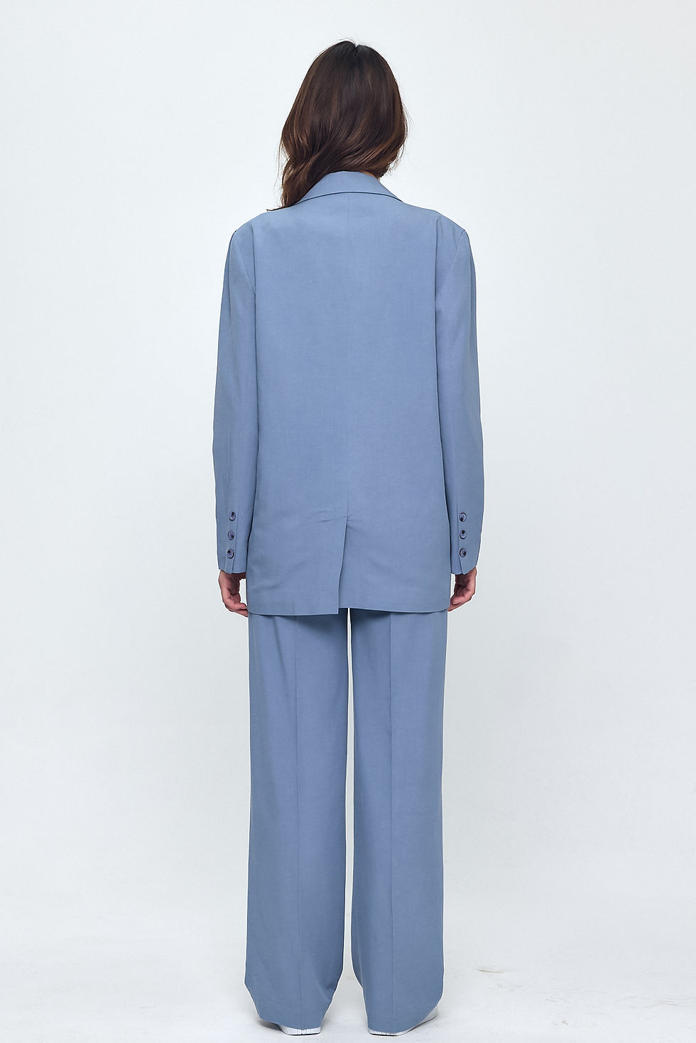 Küçük resim: NOB TWO-PIECE WOMEN'S LINEN SUIT in BLUE