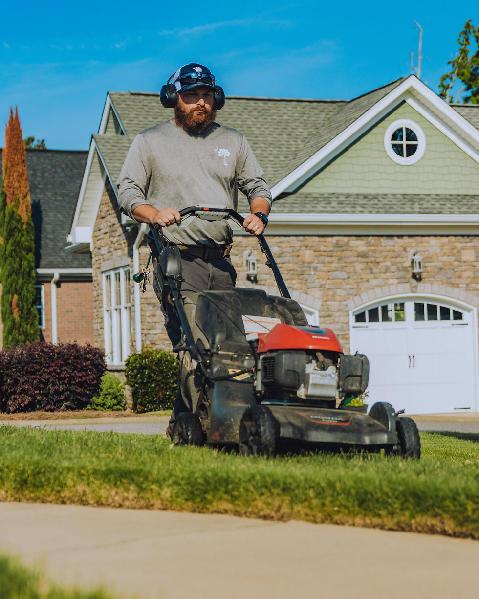 Lawn mowers Palmetto Landscaping
