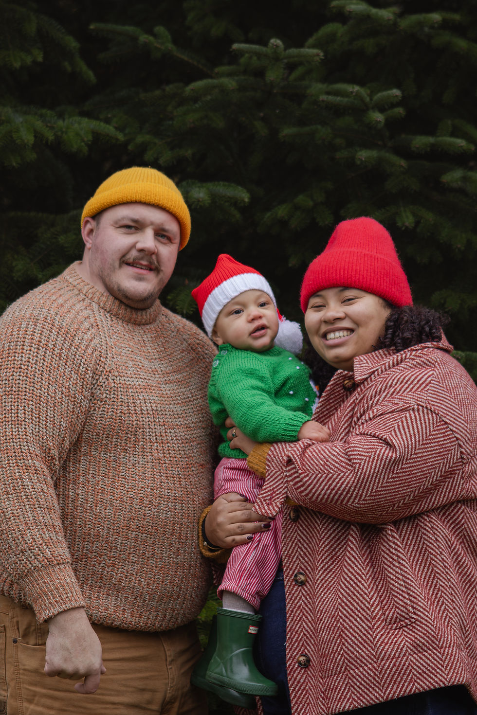 Christmas Mini Sessions at The Tree Barn 🎄🎅🏼