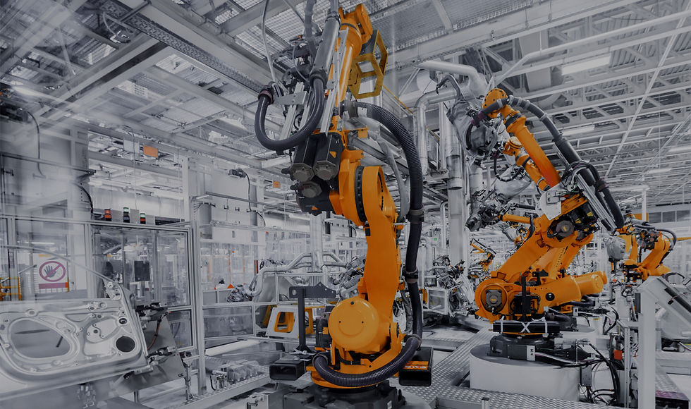 Autofabrik Roboter in einer Industriehalle