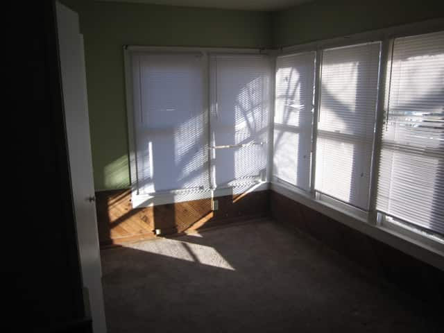 419 Ponder St. B -$1395.00- On UNT Campus (Much better pictures coming soon!) 