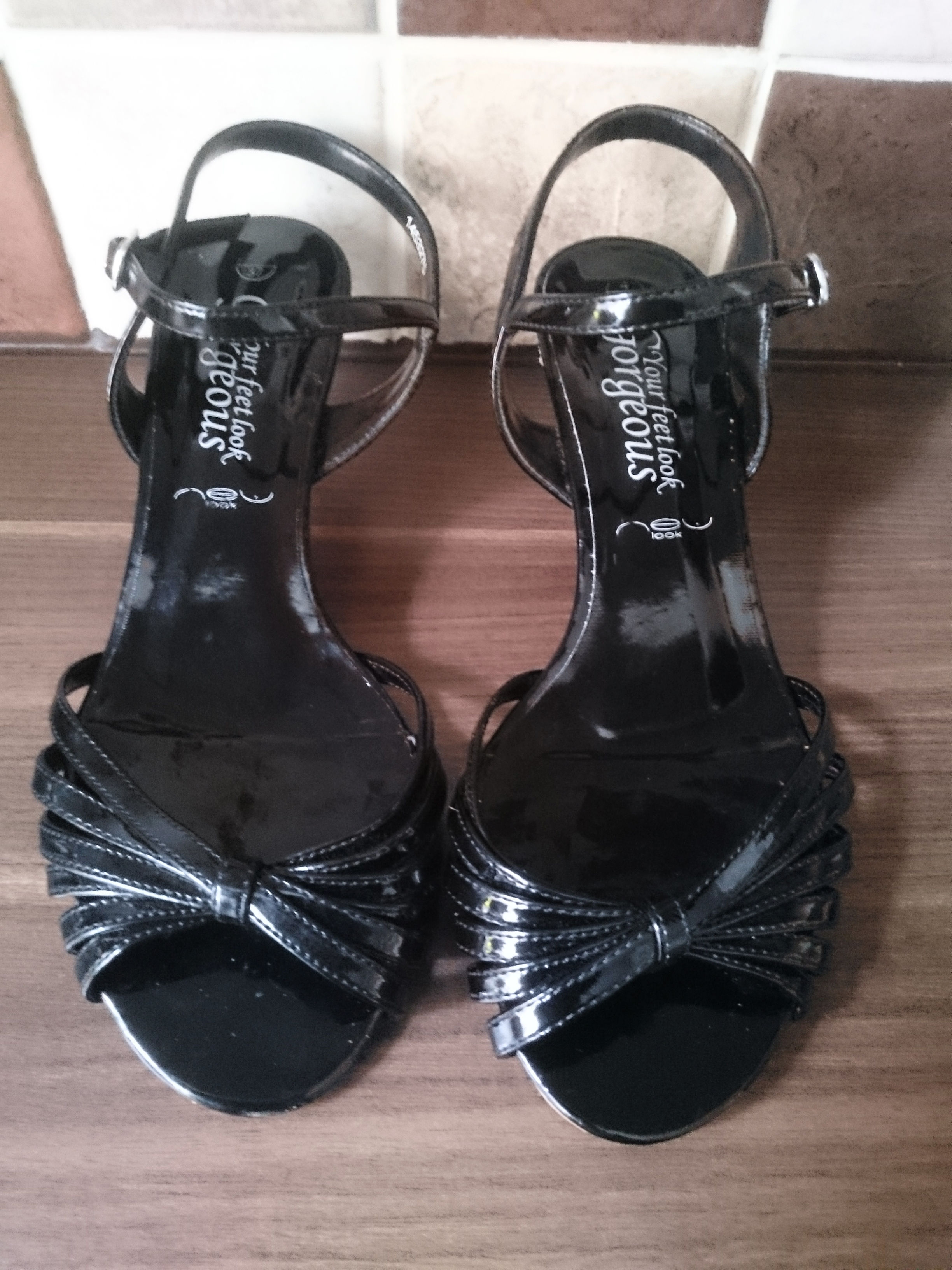 New Look Black heeled sandals size 4
