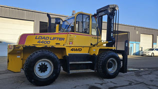 2007 4400 f series load lifter