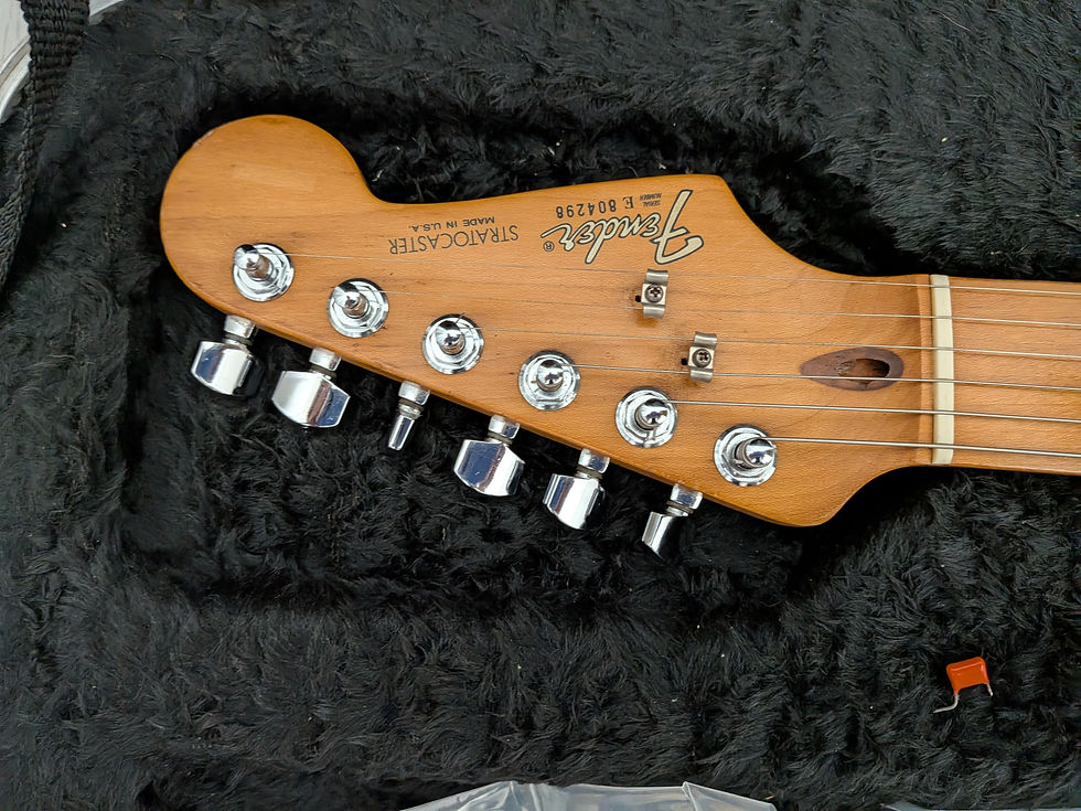サムネイル： Fender USA Stratocaster American standard 89年製　MOD
