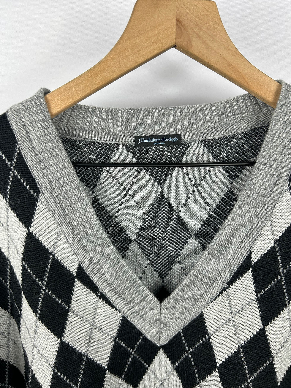 Thumbnail: Manifatture Alforgolio Gray and Black Patterned Sweater