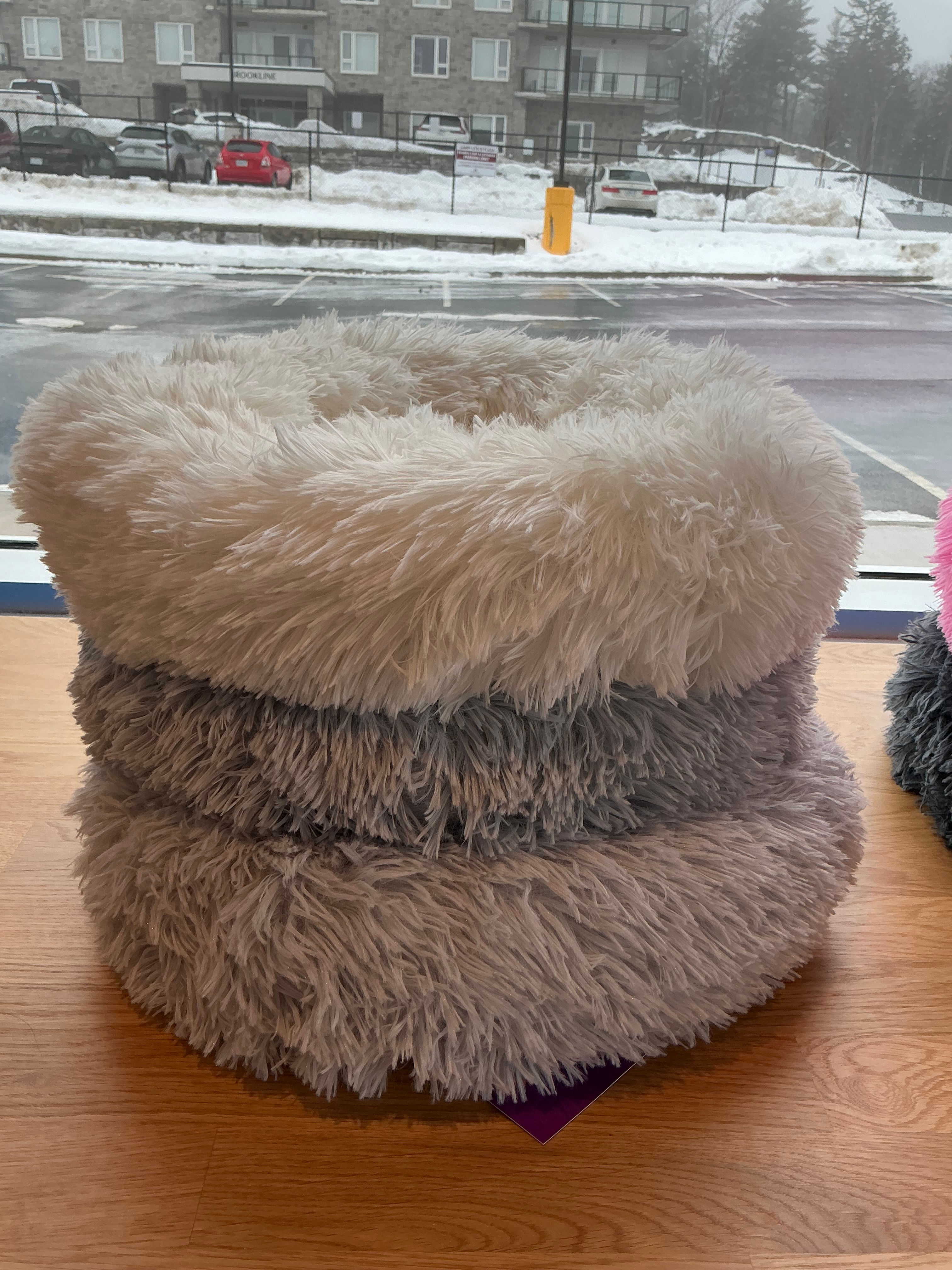 Pet Bed, Soft Fluffy Cushion Bed SMALL