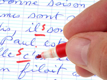 Faut-il vraiment juger un message à son orthographe ?