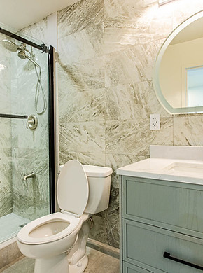 QW Hotel and Suites