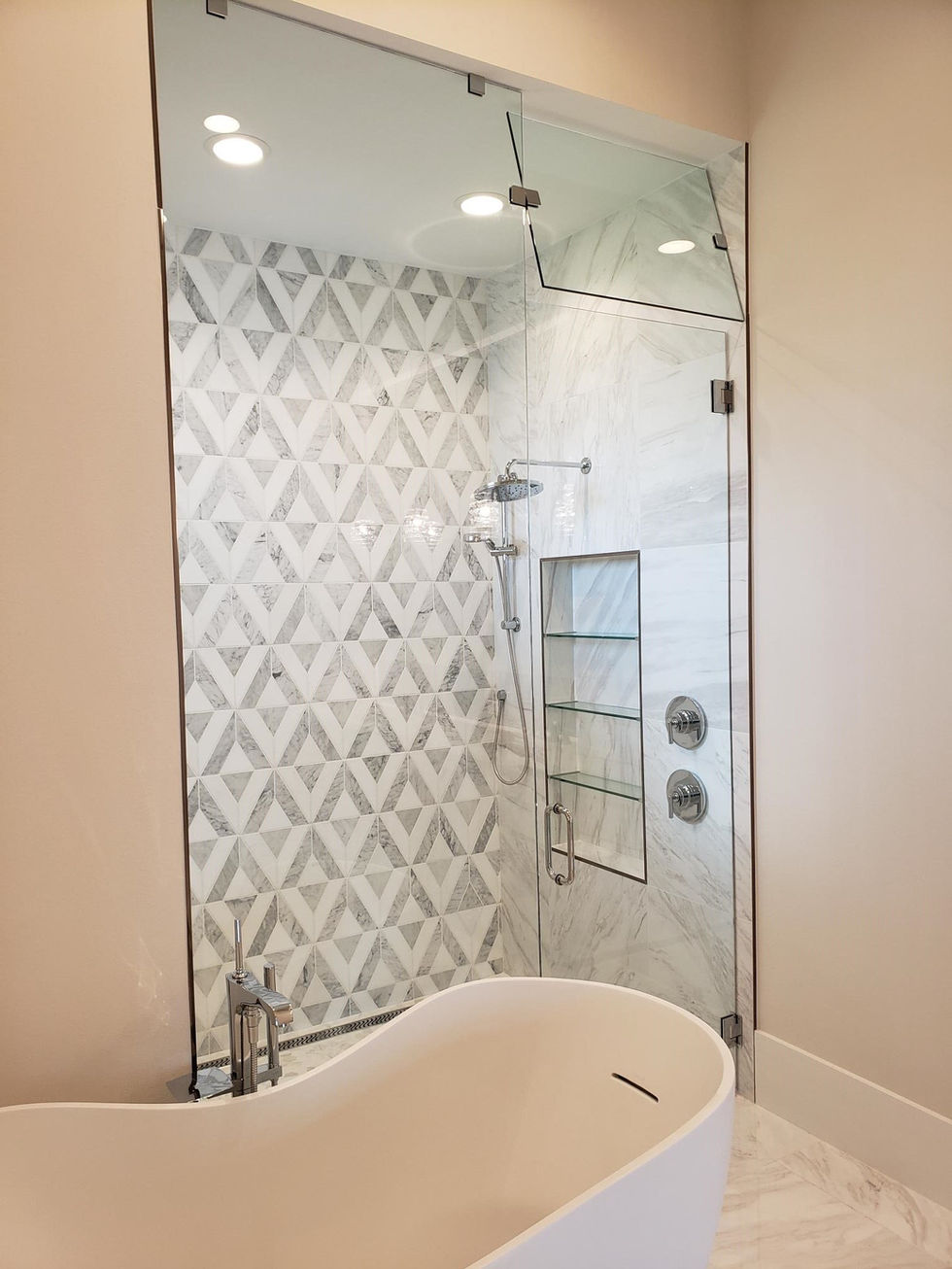 Inline Frameless Steam enclsoure with glass shelves.jpg