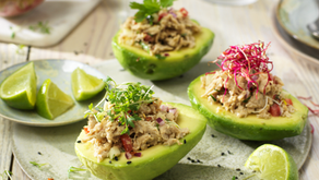 Plněné avokádo s Garden Gourmet veganským tuňákem