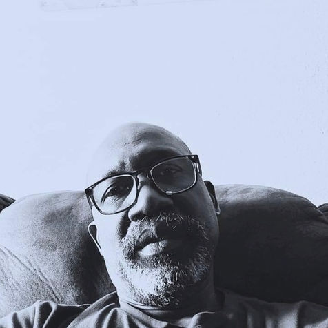 Quand Jean Rony Cinéus pleure un fils .Rubrique “Cogner la poésie “