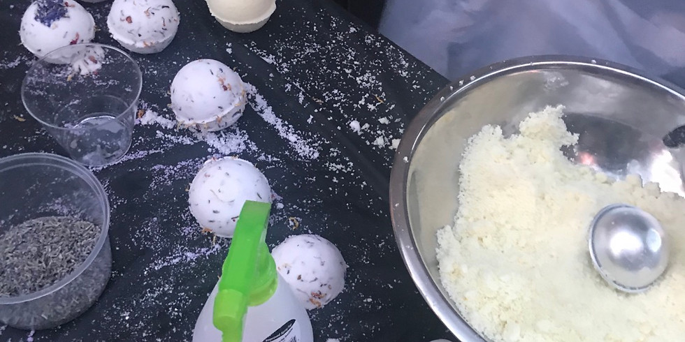 Bath Bomb Workshop at Hookum Brewing