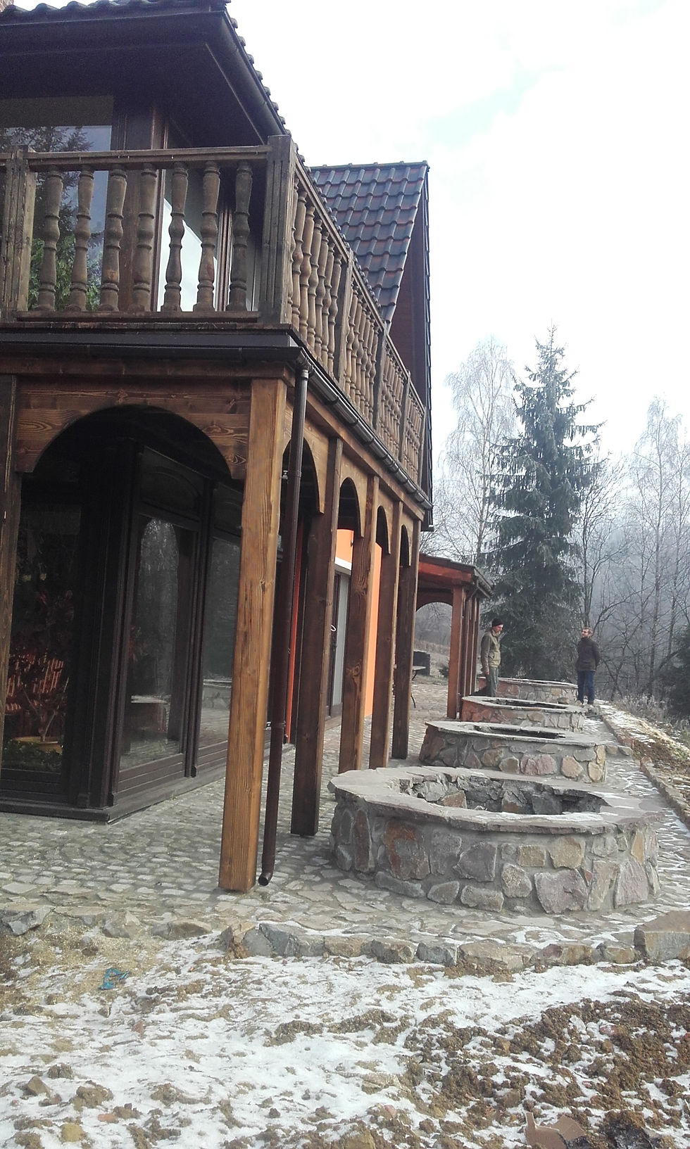 Mogilany wood and stone work