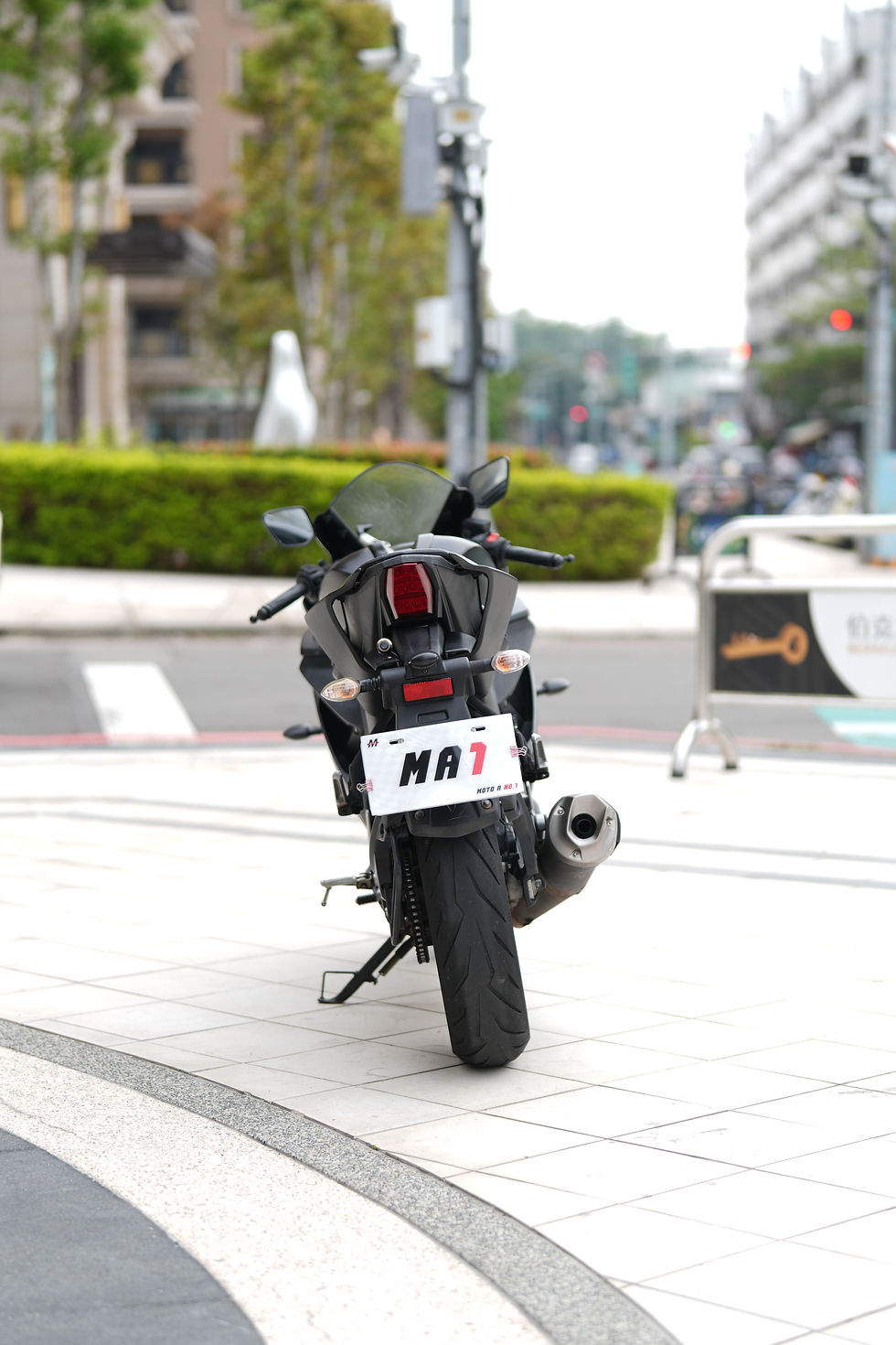 Thumbnail: R15 V3 正叉 ABS  #9178