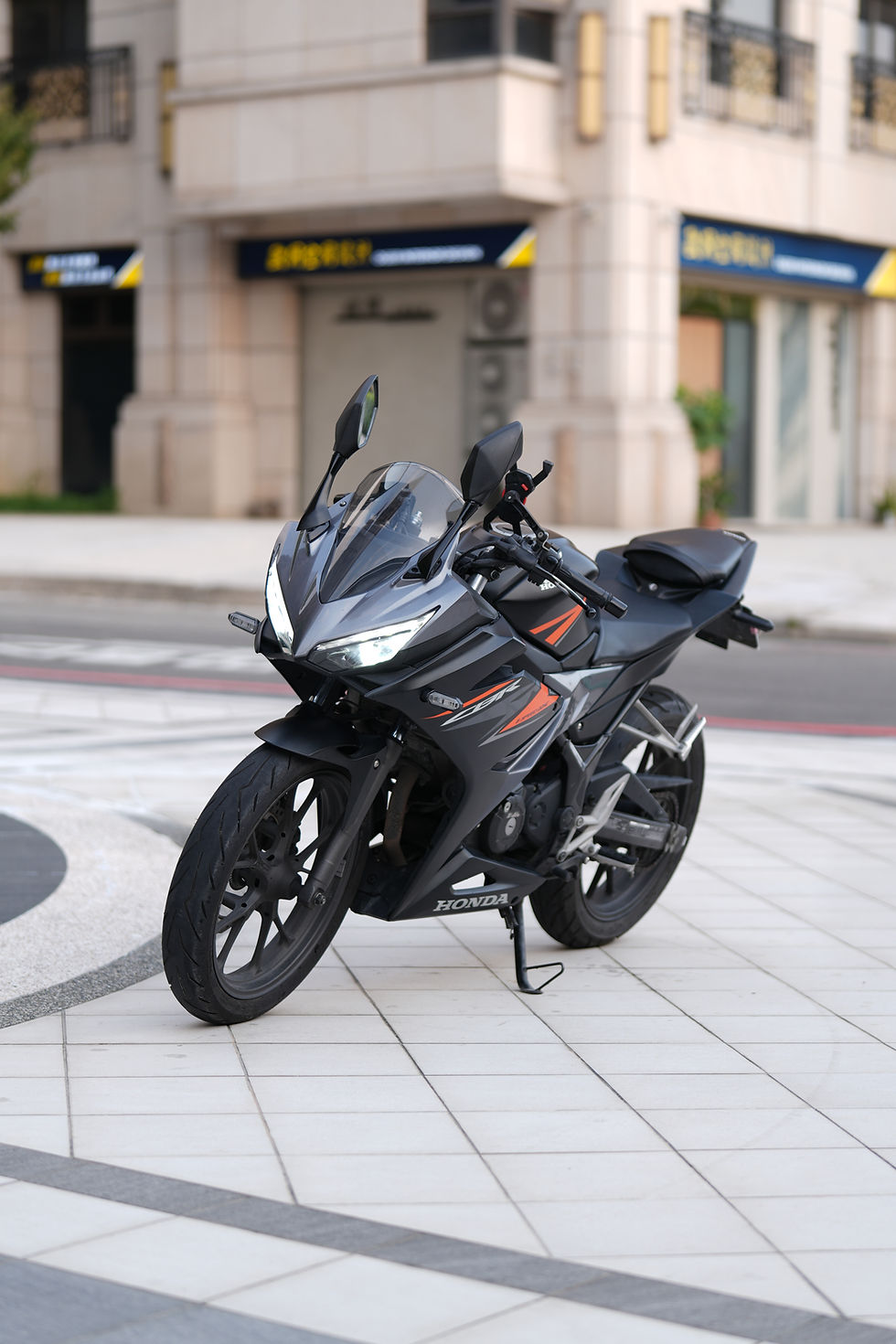 Thumbnail: CBR150R  #9930