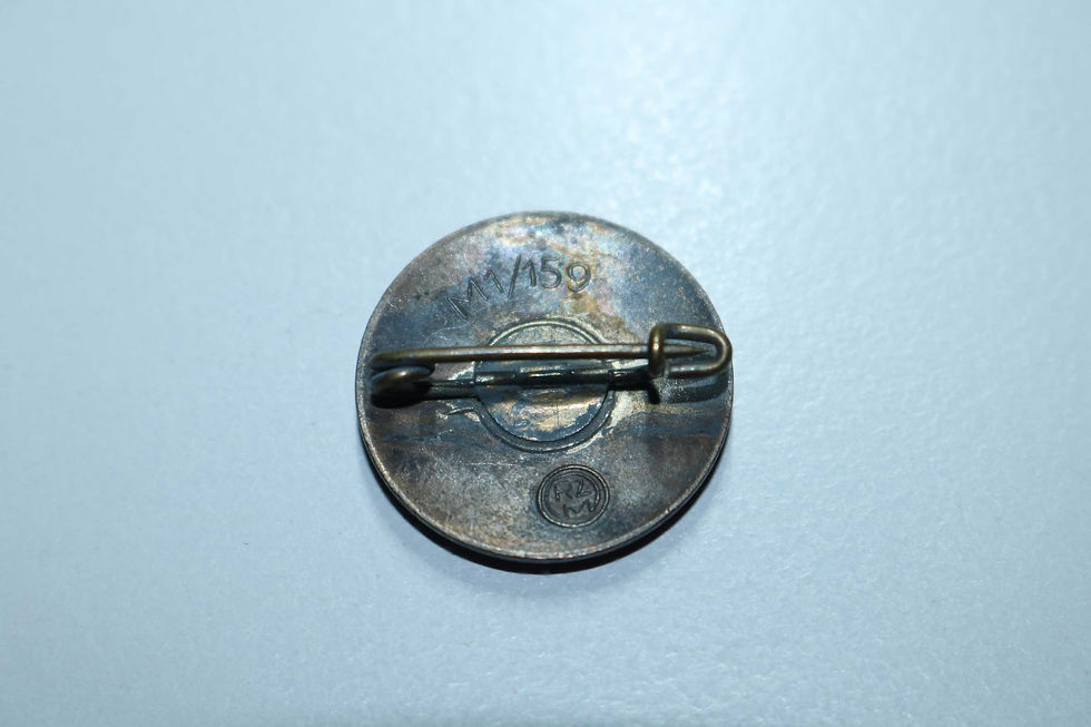 Miniaturbild: Detailansicht Parteiabzeichen nsdap
