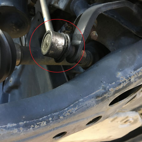 スタビライザーリンクの交換