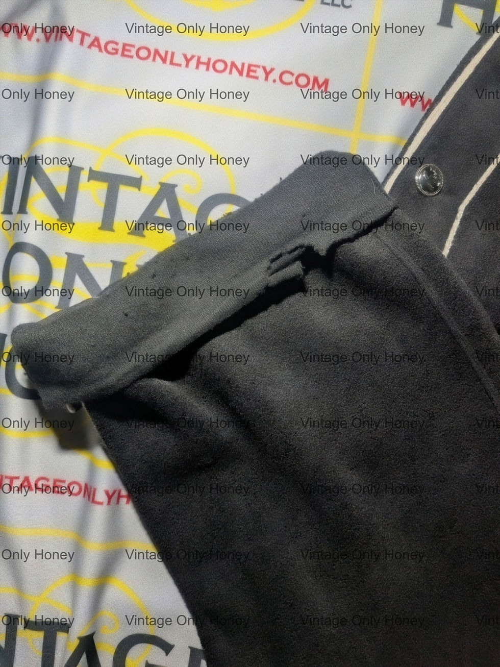 Thumbnail: Vintage CHANEL Button Detail Athletic Cashmere Pants