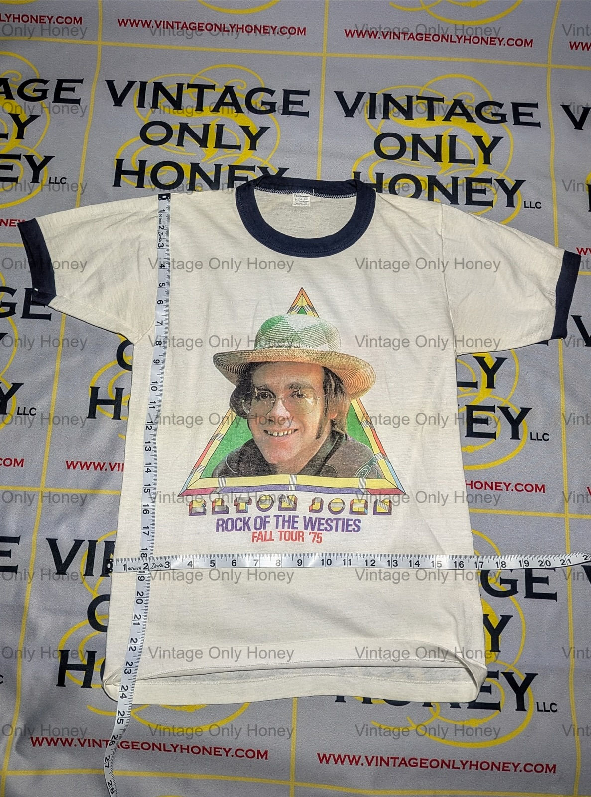 Vintage Rare Elton John 1975 Rock of the Westies Fall Tour T-Shirt