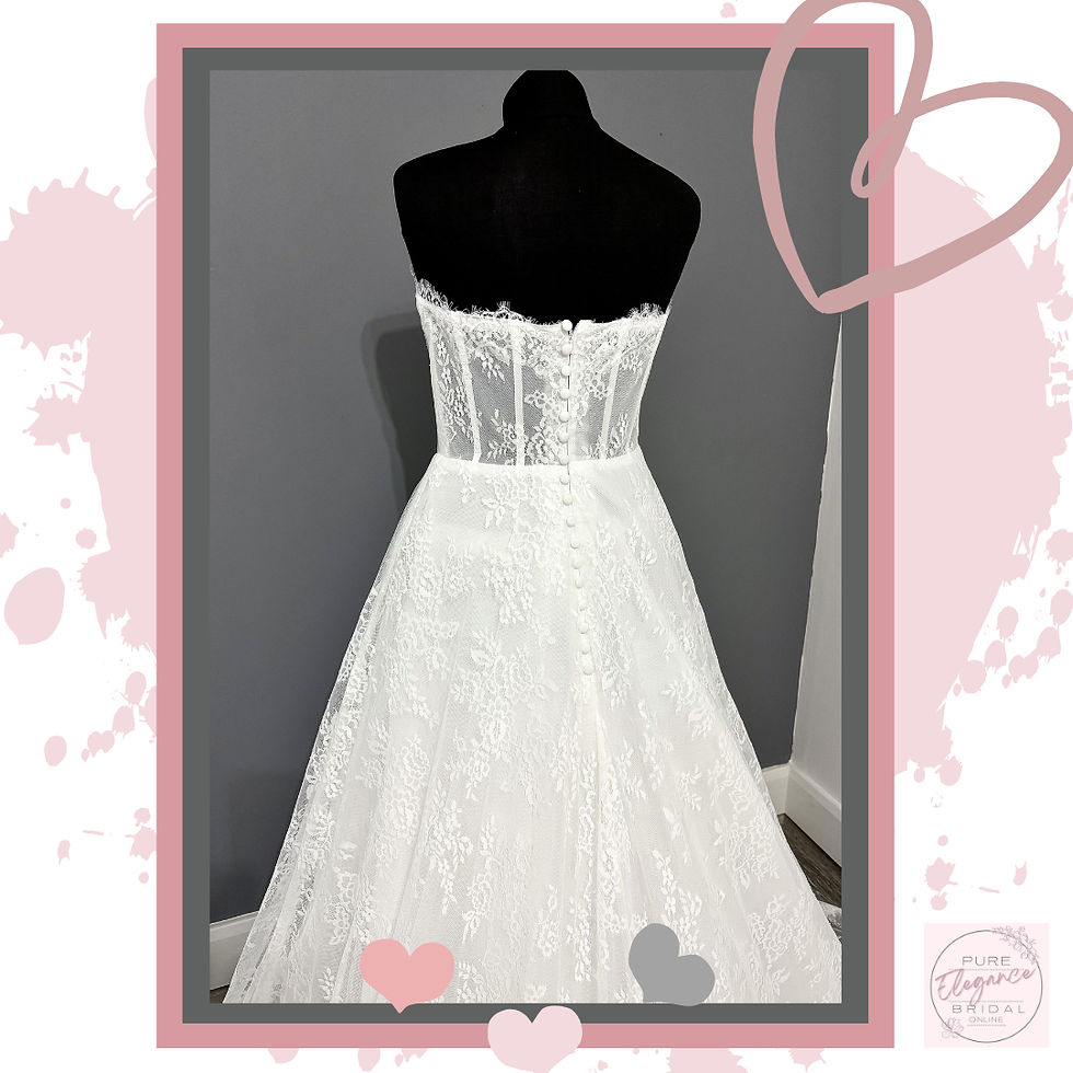 Thumbnail: Size 10/12 ‘Anna’ Lace Strapless Wedding Dress with Visible Boning