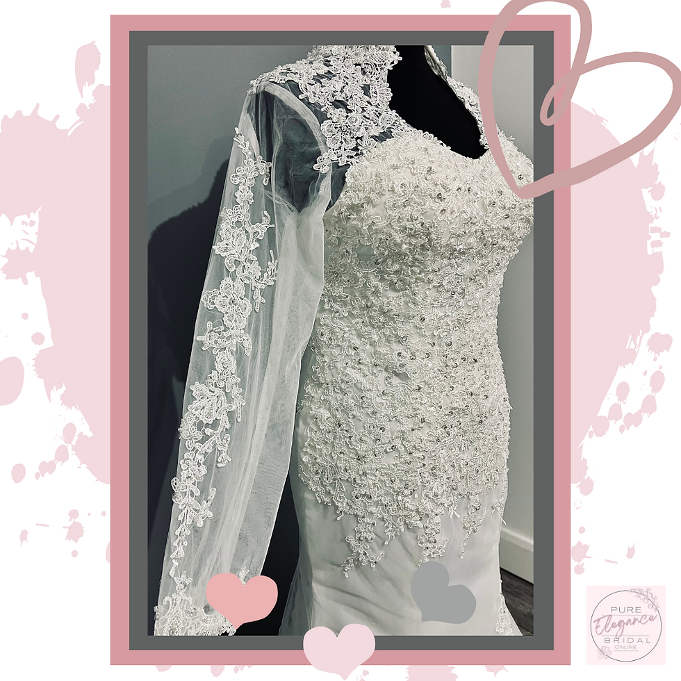 Thumbnail: Size 16/18 ‘Belinda’ High Neck, Long Sleeved Wedding Dress