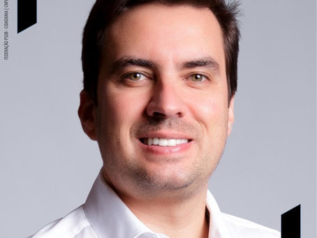 VINÍCIUS CAMARINHA