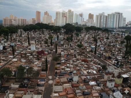 SAUDADE: A NECRÓPOLE DOS VIVOS