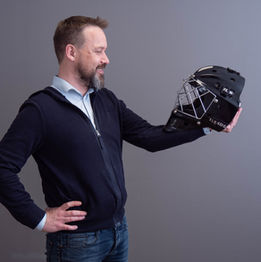 Vos photos de portraits doivent vous raconter.
Studio et extérieur.
Rouen, Normandie, Paris, Région Parisienne