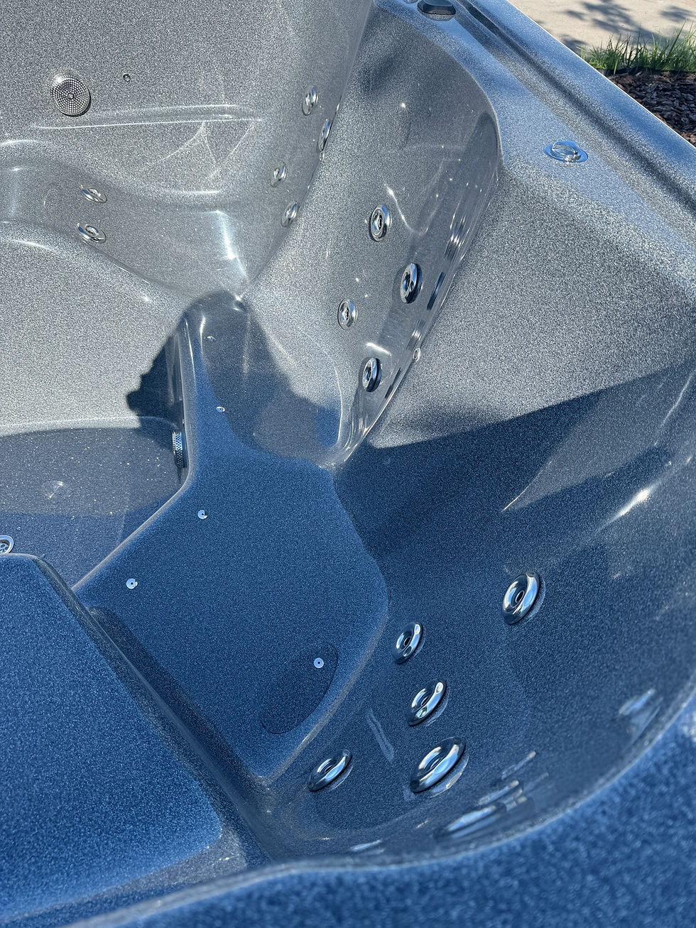 Thumbnail: ThermaSPA LOUNGE