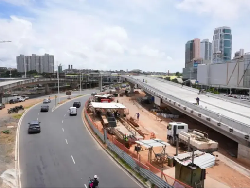Estações do metrô têm operação interrompida para obras de novo viaduto