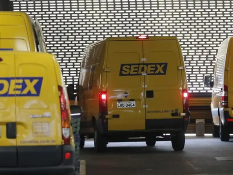 Trabalhadores dos Correios encerram greve após 15 dias e retomam atividades