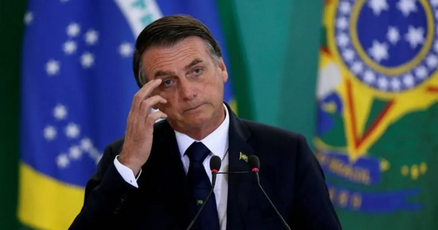 Bolsonaro presta depoimento de cinco minutos para polícia sobre arma apreendida