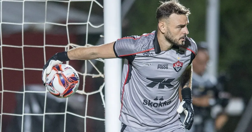 Vitória anuncia rescisão de contrato com o goleiro Gabriel Vasconcellos