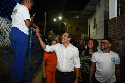 Prefeitura entrega novo espaço de lazer em Luiz Anselmo e chega a 653 praças inauguradas desde 2021