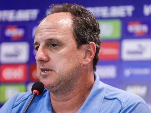 Ceni valoriza força mental e elogia Ronaldo após triunfo do Bahia sobre o Corinthians: "Precisava ganhar confiança"