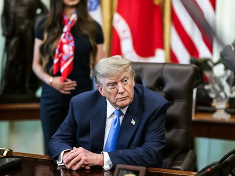 Após banir imprensa, Casa Branca lança 'Trump TV' com 'destaques da gestão'