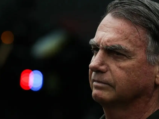 Prisão de Bolsonaro em regime fechado diminuiria para 2 a 3 anos em proposta do centrão