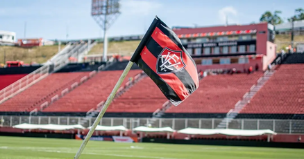 Vitória combate uso de marca sem autorização e vendedores populares protestam; entenda