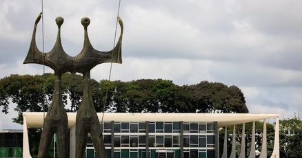 STF retomará julgamento de ação que questiona criação de 500 cargos comissionados no MP-BA