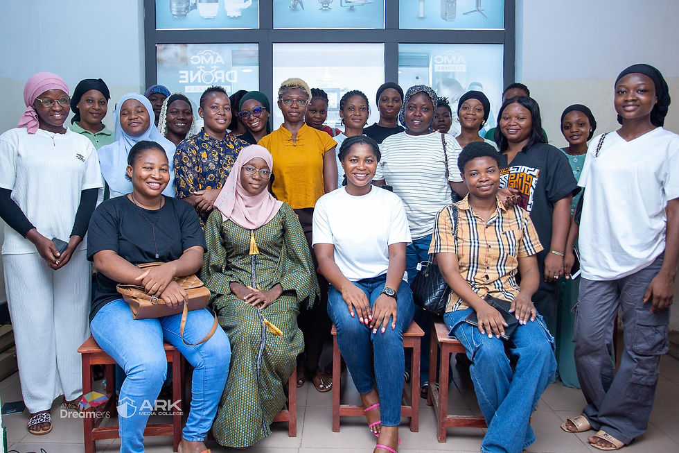 EMPOWERING YOUNG WOMEN:FREE CONTENT CREATION TRAINING BY AMC DREAMERS