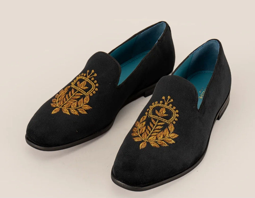 Oswin Hyde London Archer Velvet Loafers-Black