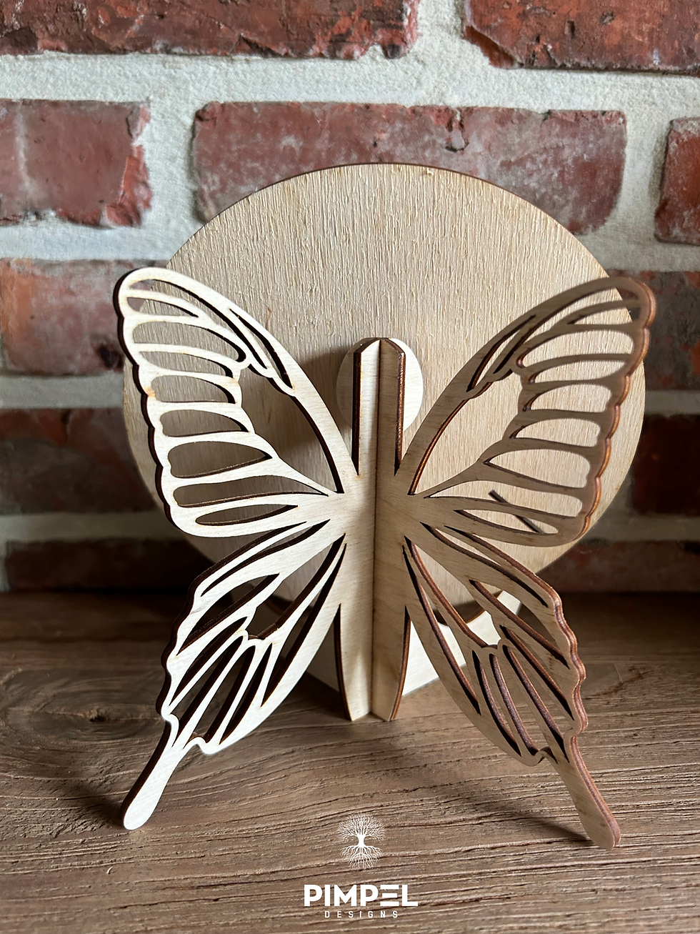 Thumbnail: Houten geboortearmband houder met vlinderstaander