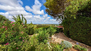 Bensafrim Villa - Very Comfy Indeed