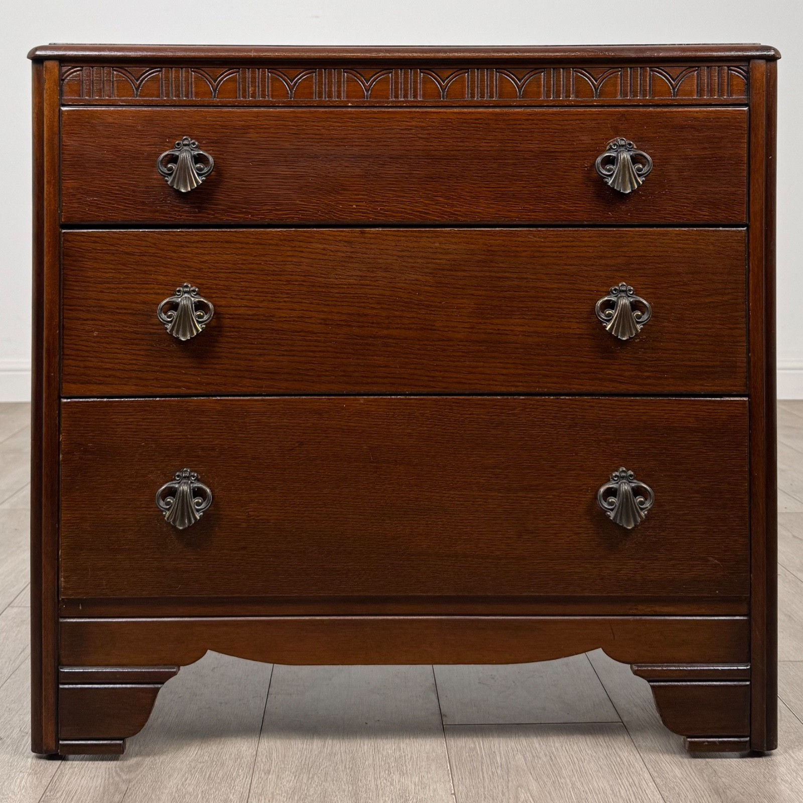 Antique Oak Chest of Drawers | Carved Top Edge | AF-6421