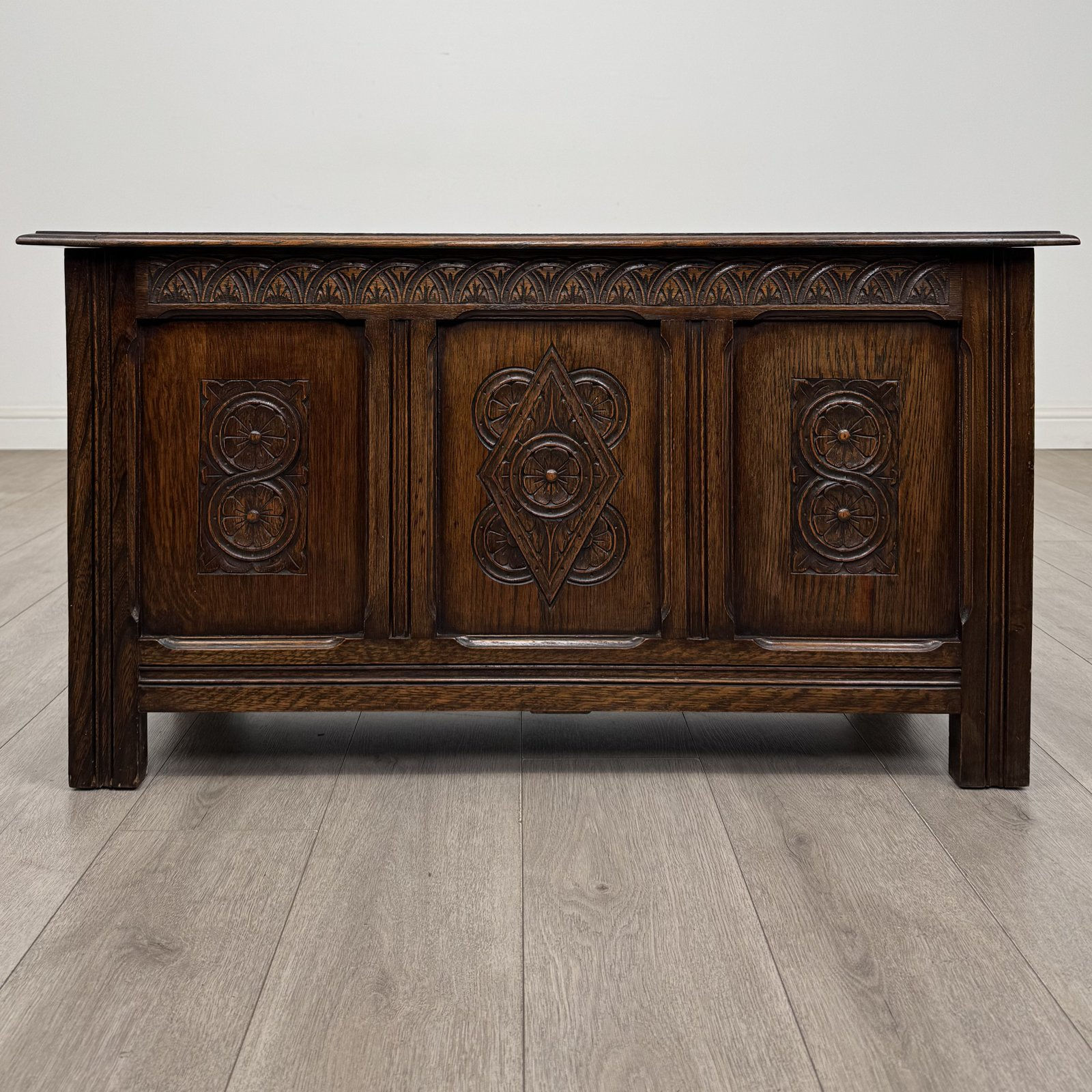 Vintage Jacobean Style Carved Oak Blanket Box | Lunette Frieze | AF-6656