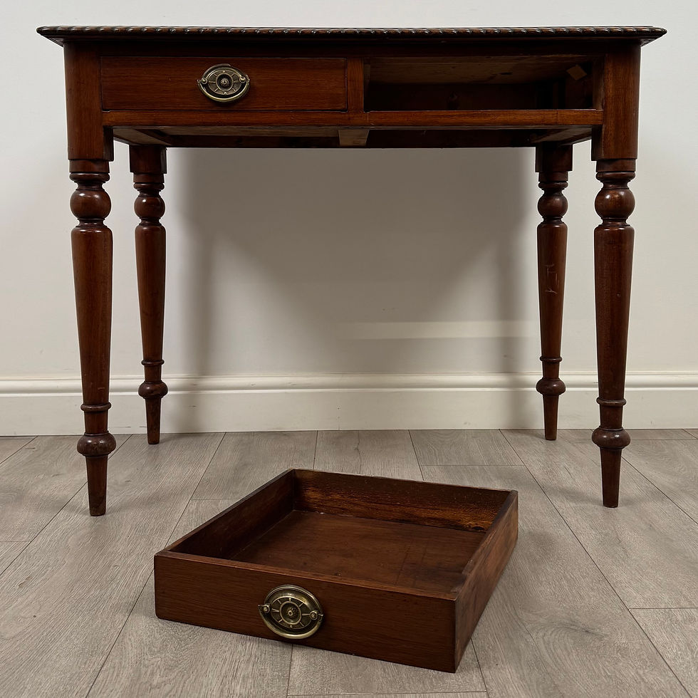 Thumbnail: Antique 20th Century Fine Quality Writing Table In Mahogany ( REF AF-5192 )