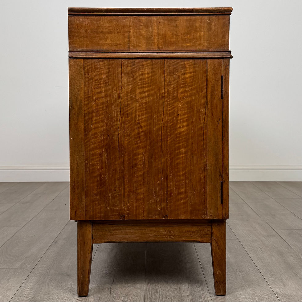 Thumbnail: Vintage 20th Century Good Quality Sideboard In Figured Walnut ( AF-5598 )