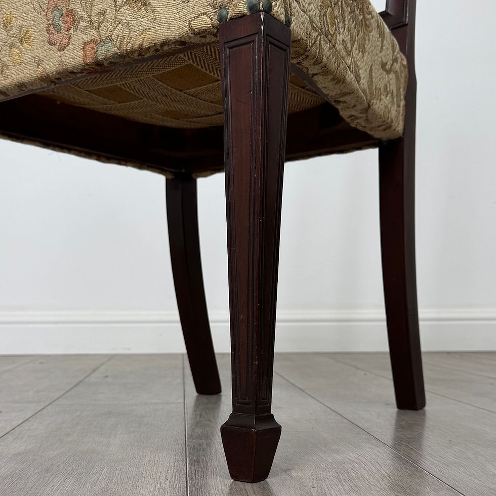 Thumbnail: Antique 20th Century Set Of 6 Mahogany Dining Chairs ( AF-6151 )