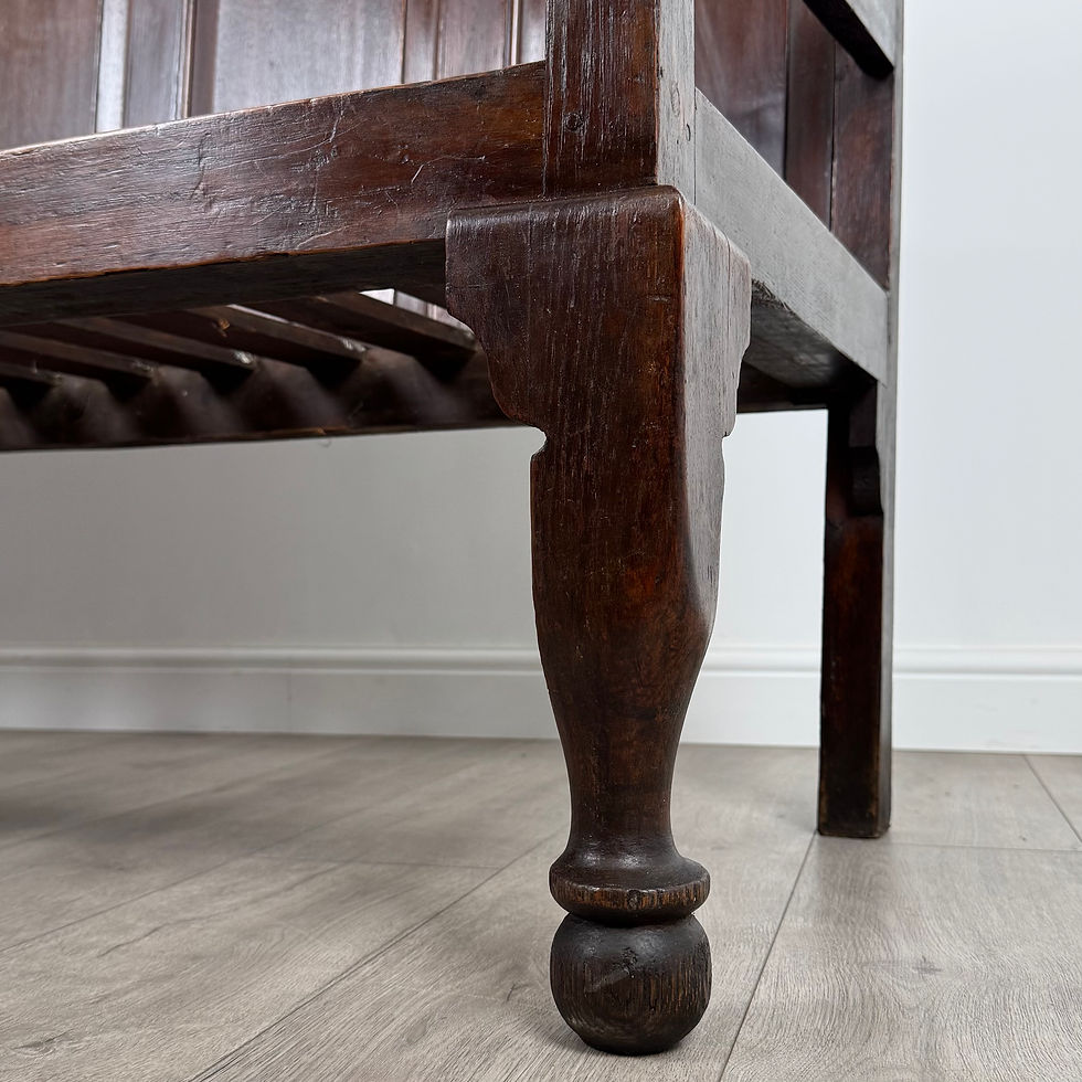 Thumbnail: Antique 18th Century Fine Quality Settle In Oak ( REF AF-4466 )